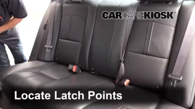 2009 Saturn Aura XR 3.6L V6 Car Seats Install